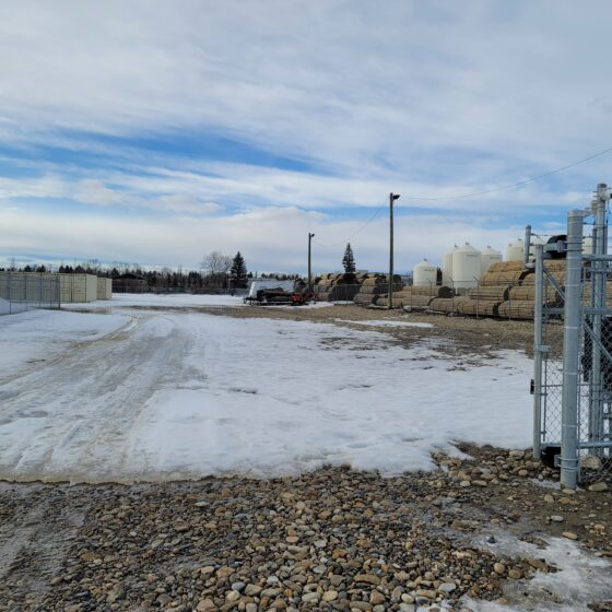 RVs, trailers and boat storage in Olds